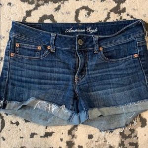 AE Jean Stretch Shorts Size 6